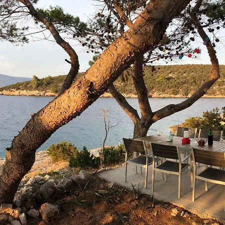 펜션 Hvar Island -enjoy Your Privacy By The Sea